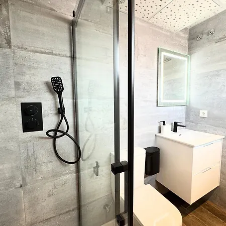 Identia Sport By Gaiarooms Lägenhet