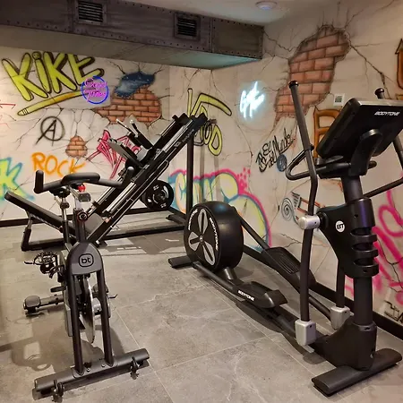 Identia Sport By Gaiarooms * León